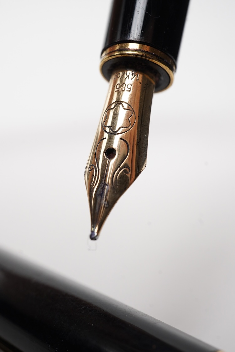 A Mont Blanc Noblesse Oblige fountain pen
